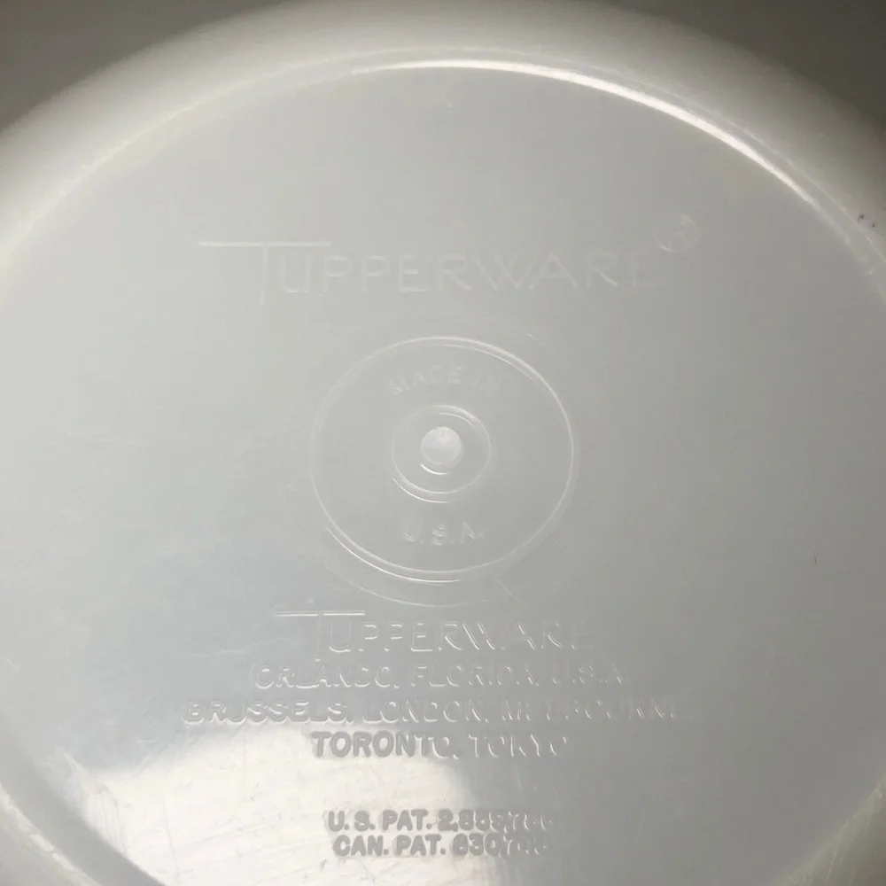 Vintage Tupperware 271-9 Mixing Bowl Sheer White Sheer Lid 228-26 Tab X